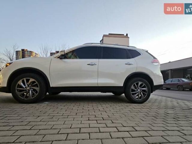 Белый Ниссан Rogue, объемом двигателя 2.49 л и пробегом 178 тыс. км за 13000 $, фото 6 на Automoto.ua