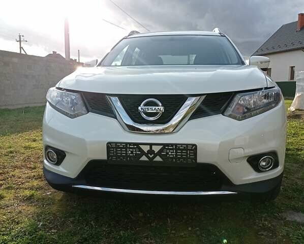 Білий Ніссан Rogue, об'ємом двигуна 2.5 л та пробігом 201 тис. км за 12800 $, фото 25 на Automoto.ua
