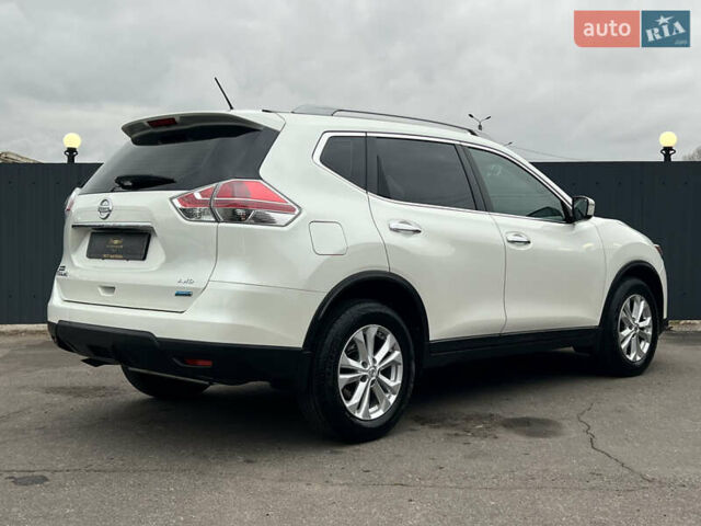 Білий Ніссан Rogue, об'ємом двигуна 2.49 л та пробігом 130 тис. км за 12900 $, фото 2 на Automoto.ua