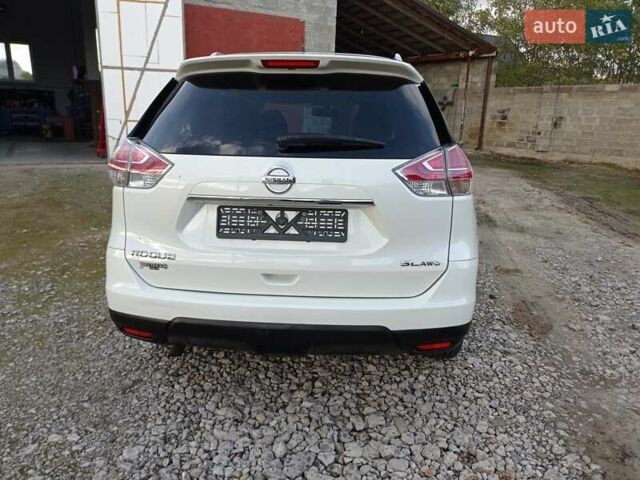 Білий Ніссан Rogue, об'ємом двигуна 2.5 л та пробігом 201 тис. км за 12800 $, фото 42 на Automoto.ua
