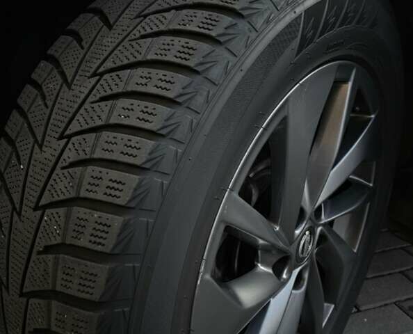 Белый Ниссан Rogue, объемом двигателя 2.49 л и пробегом 178 тыс. км за 13000 $, фото 20 на Automoto.ua