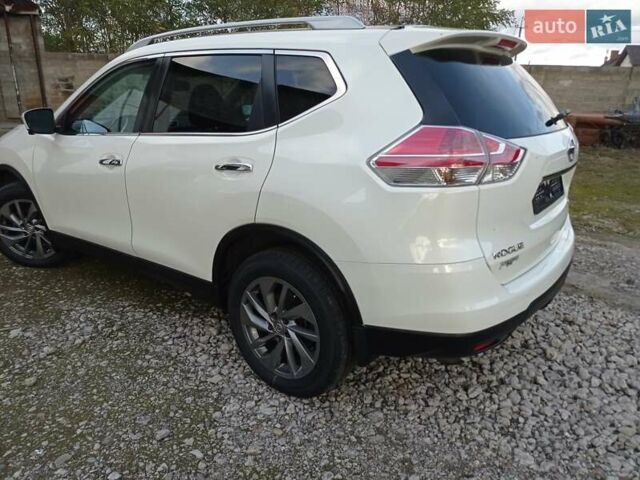 Білий Ніссан Rogue, об'ємом двигуна 2.5 л та пробігом 201 тис. км за 12800 $, фото 43 на Automoto.ua