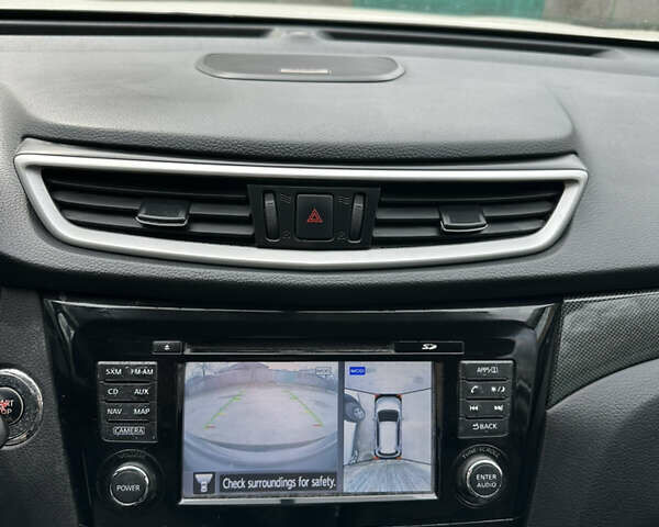 Белый Ниссан Rogue, объемом двигателя 2.49 л и пробегом 185 тыс. км за 12999 $, фото 5 на Automoto.ua