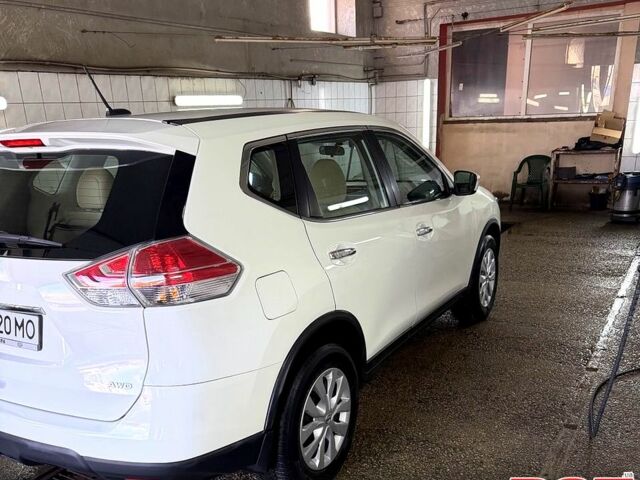 Білий Ніссан Rogue, об'ємом двигуна 2.5 л та пробігом 133 тис. км за 14300 $, фото 1 на Automoto.ua