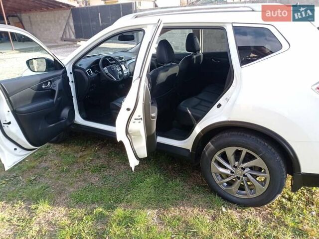 Білий Ніссан Rogue, об'ємом двигуна 2.5 л та пробігом 201 тис. км за 12800 $, фото 16 на Automoto.ua