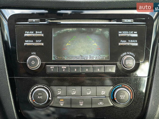 Білий Ніссан Rogue, об'ємом двигуна 2.5 л та пробігом 92 тис. км за 13900 $, фото 13 на Automoto.ua