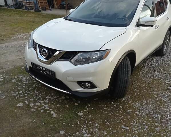 Білий Ніссан Rogue, об'ємом двигуна 2.5 л та пробігом 201 тис. км за 12800 $, фото 56 на Automoto.ua