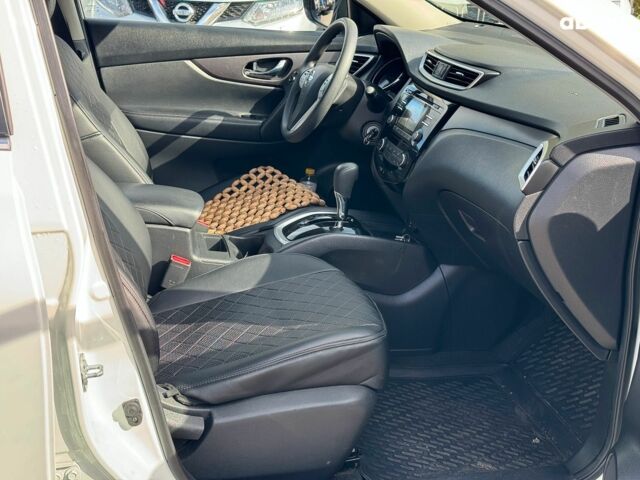 Білий Ніссан Rogue, об'ємом двигуна 2.5 л та пробігом 153 тис. км за 12790 $, фото 24 на Automoto.ua