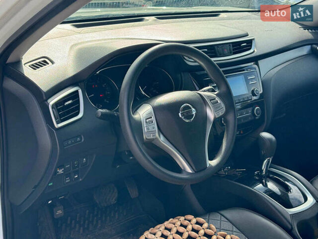 Білий Ніссан Rogue, об'ємом двигуна 2.5 л та пробігом 153 тис. км за 12790 $, фото 15 на Automoto.ua