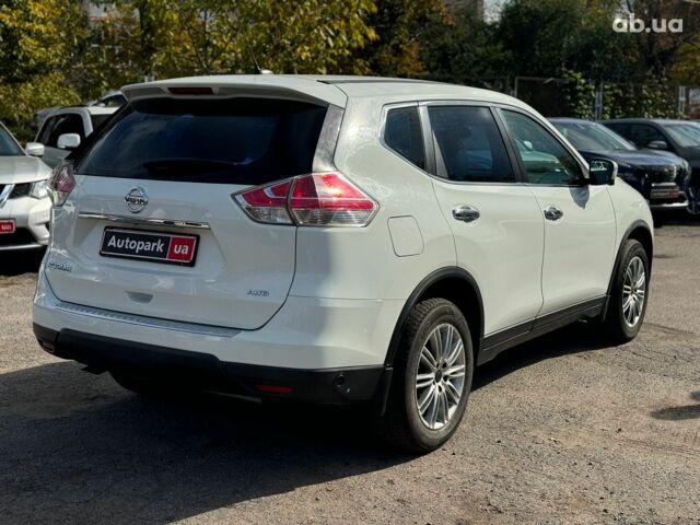 Білий Ніссан Rogue, об'ємом двигуна 2.5 л та пробігом 153 тис. км за 12790 $, фото 4 на Automoto.ua