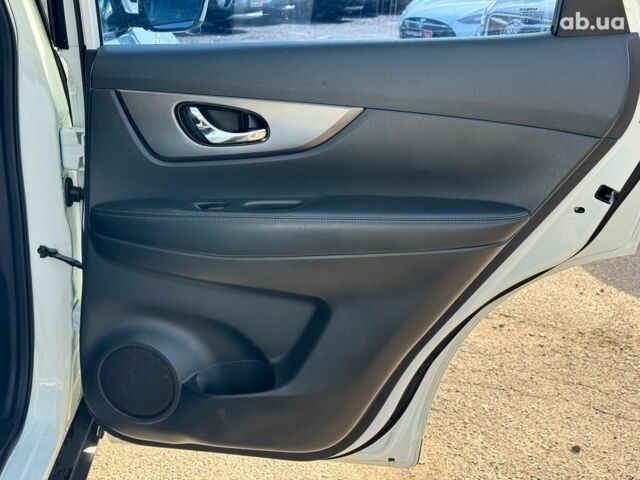 Білий Ніссан Rogue, об'ємом двигуна 2.5 л та пробігом 153 тис. км за 12790 $, фото 21 на Automoto.ua