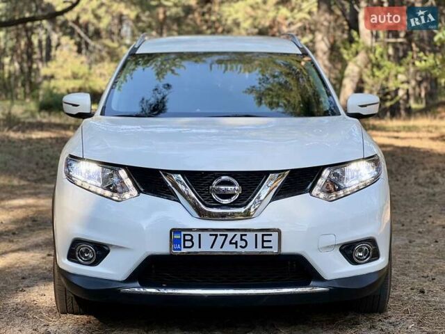 Білий Ніссан Rogue, об'ємом двигуна 2.5 л та пробігом 161 тис. км за 15000 $, фото 5 на Automoto.ua