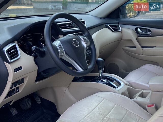 Білий Ніссан Rogue, об'ємом двигуна 2.49 л та пробігом 140 тис. км за 12999 $, фото 7 на Automoto.ua