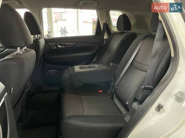 Белый Ниссан Rogue, объемом двигателя 2.49 л и пробегом 264 тыс. км за 13190 $, фото 43 на Automoto.ua