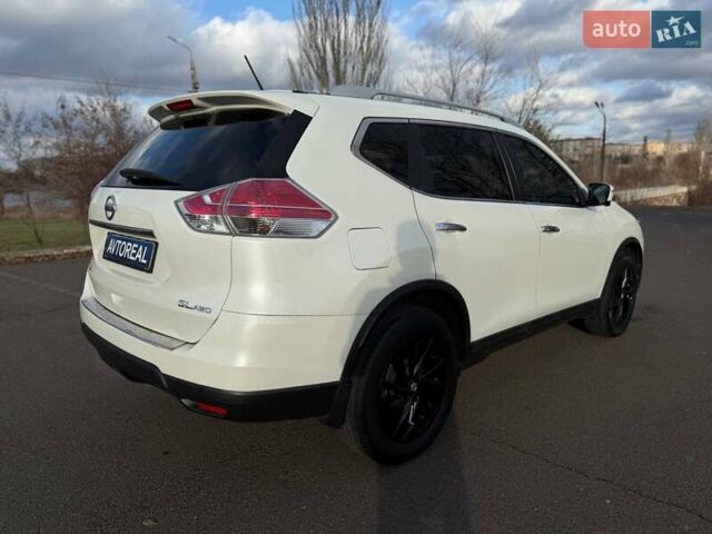 Белый Ниссан Rogue, объемом двигателя 2.5 л и пробегом 112 тыс. км за 15000 $, фото 26 на Automoto.ua