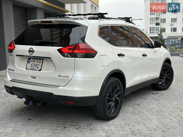 Белый Ниссан Rogue, объемом двигателя 2.49 л и пробегом 172 тыс. км за 14499 $, фото 12 на Automoto.ua