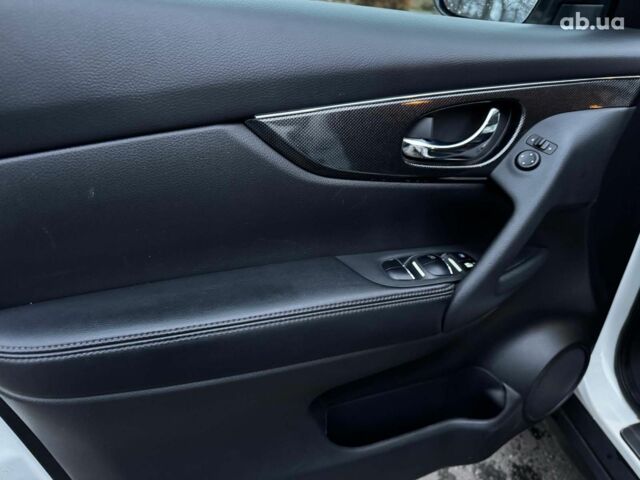 Білий Ніссан Rogue, об'ємом двигуна 2.5 л та пробігом 141 тис. км за 13990 $, фото 25 на Automoto.ua