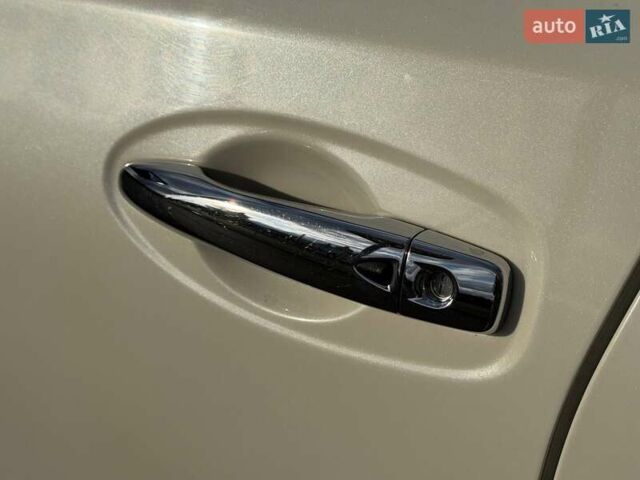 Белый Ниссан Rogue, объемом двигателя 2.5 л и пробегом 112 тыс. км за 15000 $, фото 18 на Automoto.ua