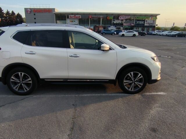 Білий Ніссан Rogue, об'ємом двигуна 2.5 л та пробігом 120 тис. км за 14000 $, фото 5 на Automoto.ua