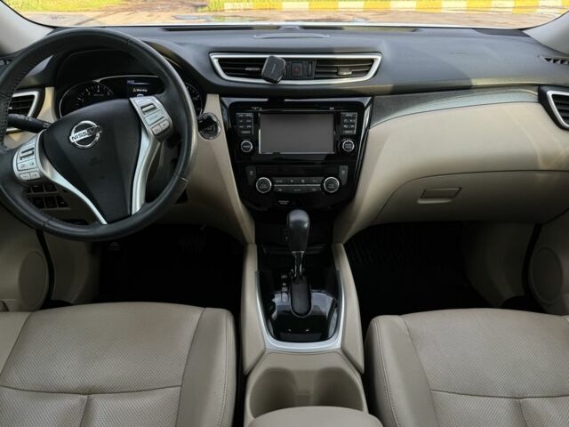 Ніссан Rogue 2016 у Києві на Automoto.ua Білий Ніссан Rogue, об'ємом двигуна 2.5 л та пробігом 115 тис. км за 14500 $, фото 9 на Automoto.ua