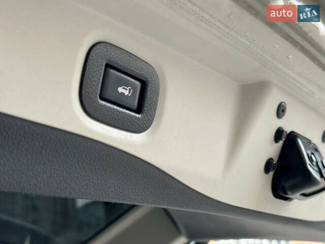 Белый Ниссан Rogue, объемом двигателя 2.49 л и пробегом 172 тыс. км за 14499 $, фото 21 на Automoto.ua