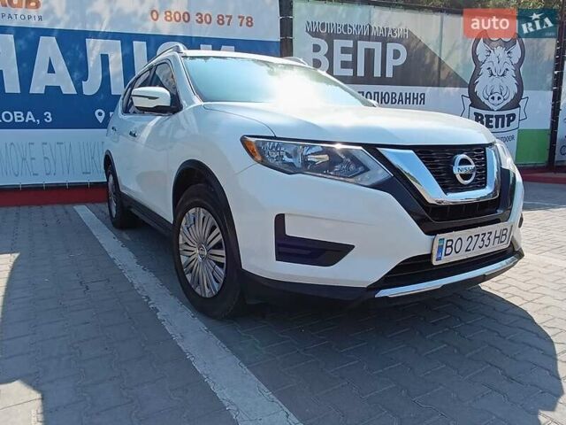 Ниссан Rogue 2016 в Тернополе на Automoto.ua Белый Ниссан Rogue, объемом двигателя 2.5 л и пробегом 192 тыс. км за 12999 $, фото 9 на Automoto.ua