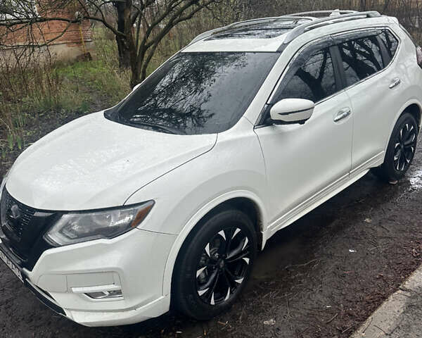 Белый Ниссан Rogue, объемом двигателя 2.49 л и пробегом 87 тыс. км за 16000 $, фото 5 на Automoto.ua