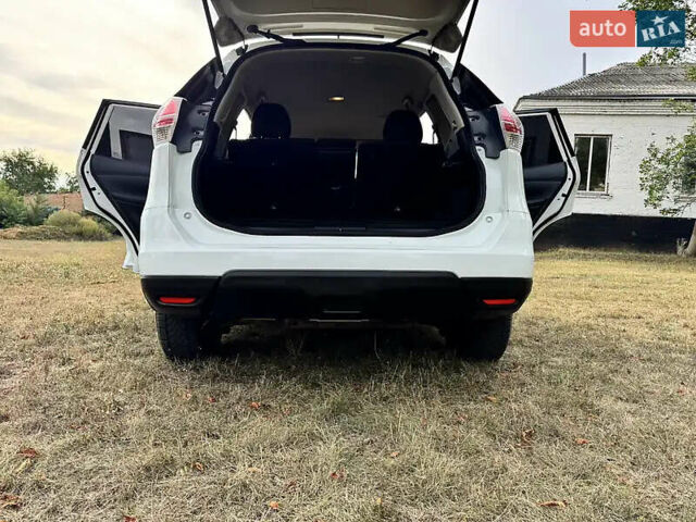 Белый Ниссан Rogue, объемом двигателя 2.49 л и пробегом 186 тыс. км за 13999 $, фото 28 на Automoto.ua