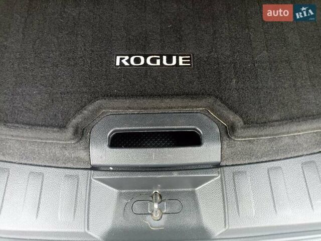 Білий Ніссан Rogue, об'ємом двигуна 2.49 л та пробігом 157 тис. км за 13800 $, фото 22 на Automoto.ua