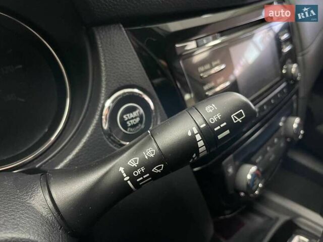 Белый Ниссан Rogue, объемом двигателя 2.49 л и пробегом 264 тыс. км за 13190 $, фото 27 на Automoto.ua