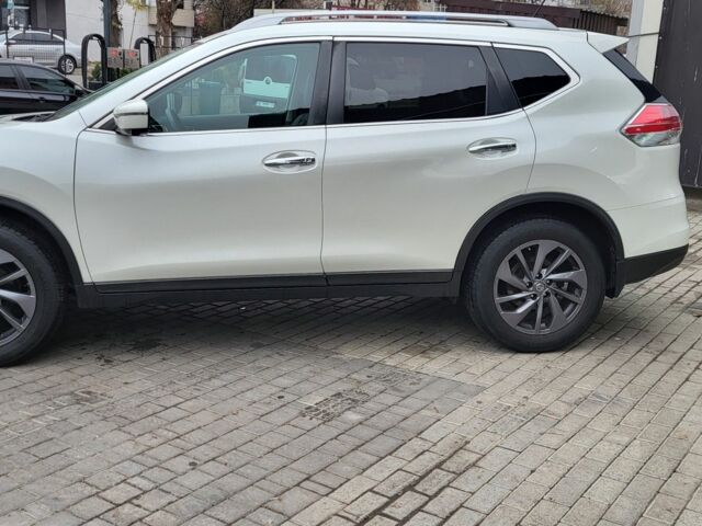 Білий Ніссан Rogue, об'ємом двигуна 2.5 л та пробігом 144 тис. км за 15500 $, фото 2 на Automoto.ua