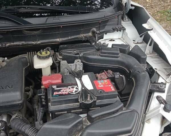 Белый Ниссан Rogue, объемом двигателя 2.5 л и пробегом 115 тыс. км за 15255 $, фото 18 на Automoto.ua