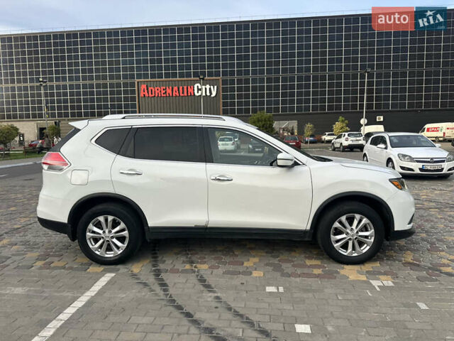 Белый Ниссан Rogue, объемом двигателя 2.5 л и пробегом 165 тыс. км за 10900 $, фото 6 на Automoto.ua