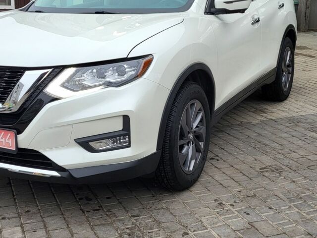 Білий Ніссан Rogue, об'ємом двигуна 2.5 л та пробігом 144 тис. км за 15500 $, фото 1 на Automoto.ua