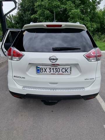 Белый Ниссан Rogue, объемом двигателя 2.49 л и пробегом 129 тыс. км за 13700 $, фото 8 на Automoto.ua