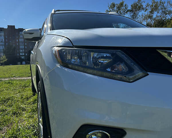 Білий Ніссан Rogue, об'ємом двигуна 2.49 л та пробігом 123 тис. км за 13200 $, фото 9 на Automoto.ua