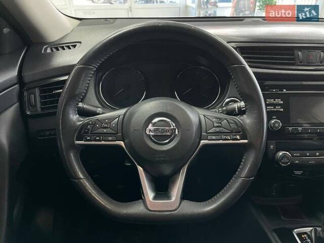 Белый Ниссан Rogue, объемом двигателя 2.49 л и пробегом 264 тыс. км за 13190 $, фото 25 на Automoto.ua