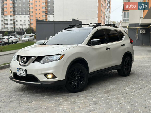 Белый Ниссан Rogue, объемом двигателя 2.49 л и пробегом 172 тыс. км за 14499 $, фото 2 на Automoto.ua