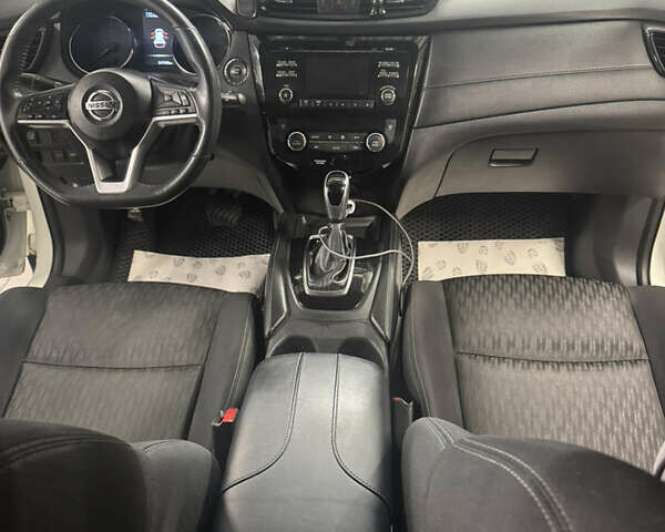 Белый Ниссан Rogue, объемом двигателя 2.5 л и пробегом 248 тыс. км за 14100 $, фото 38 на Automoto.ua