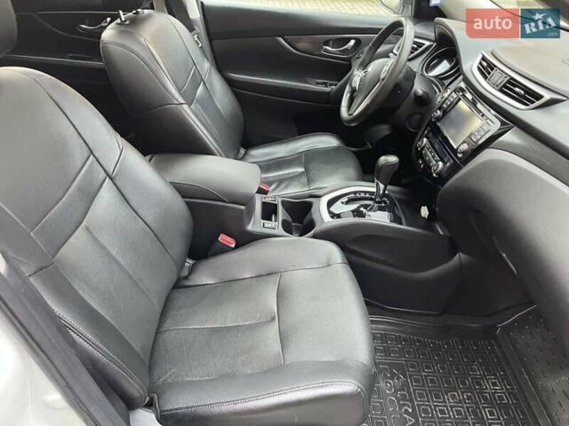 Білий Ніссан Rogue, об'ємом двигуна 2.5 л та пробігом 155 тис. км за 14000 $, фото 9 на Automoto.ua