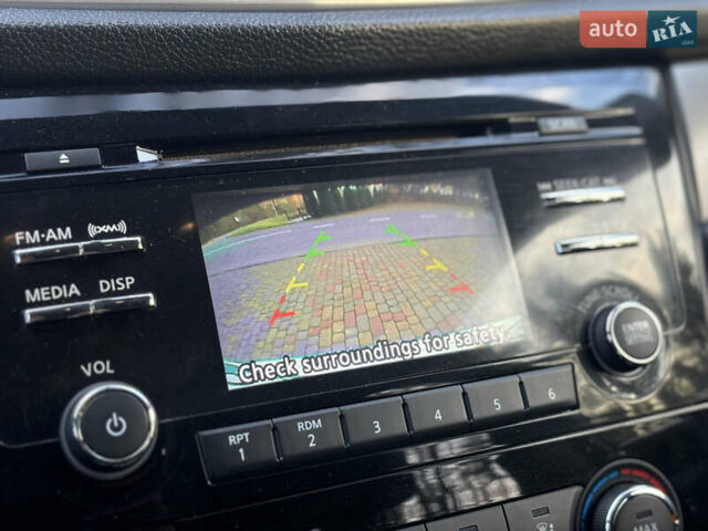 Білий Ніссан Rogue, об'ємом двигуна 2.5 л та пробігом 220 тис. км за 12000 $, фото 44 на Automoto.ua