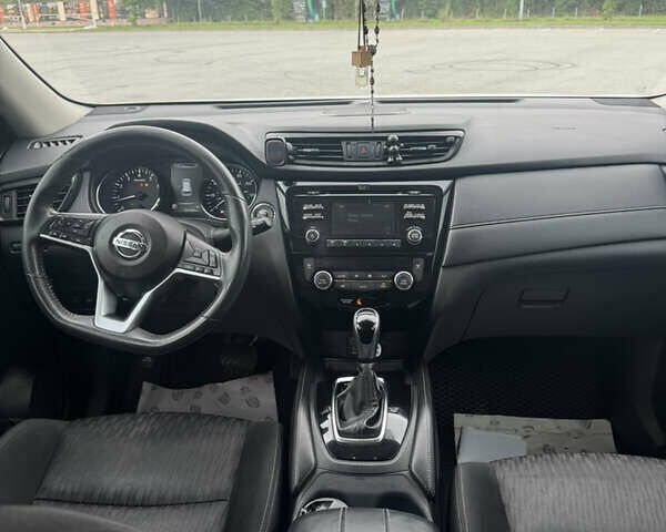 Белый Ниссан Rogue, объемом двигателя 2.5 л и пробегом 248 тыс. км за 14100 $, фото 26 на Automoto.ua