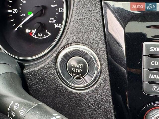 Белый Ниссан Rogue, объемом двигателя 2.5 л и пробегом 151 тыс. км за 15300 $, фото 33 на Automoto.ua