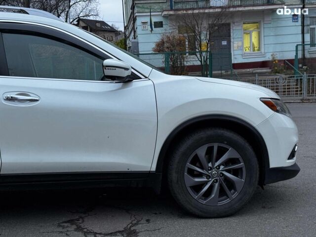 Білий Ніссан Rogue, об'ємом двигуна 2.5 л та пробігом 141 тис. км за 13990 $, фото 7 на Automoto.ua
