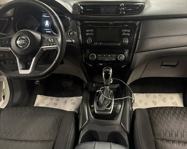 Белый Ниссан Rogue, объемом двигателя 2.5 л и пробегом 248 тыс. км за 14100 $, фото 37 на Automoto.ua