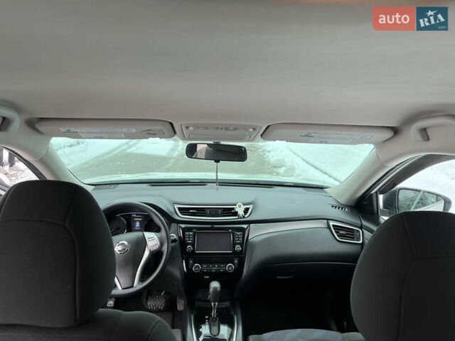 Белый Ниссан Rogue, объемом двигателя 2.49 л и пробегом 86 тыс. км за 11700 $, фото 10 на Automoto.ua