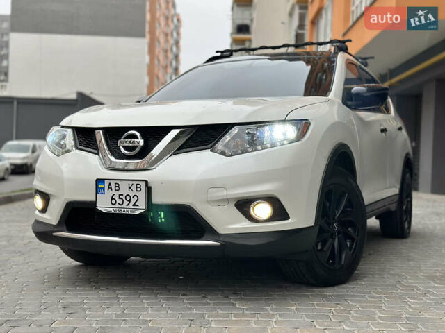 Белый Ниссан Rogue, объемом двигателя 2.49 л и пробегом 172 тыс. км за 14499 $, фото 3 на Automoto.ua