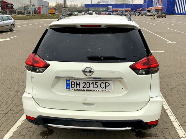 Белый Ниссан Rogue, объемом двигателя 2.5 л и пробегом 96 тыс. км за 15800 $, фото 2 на Automoto.ua
