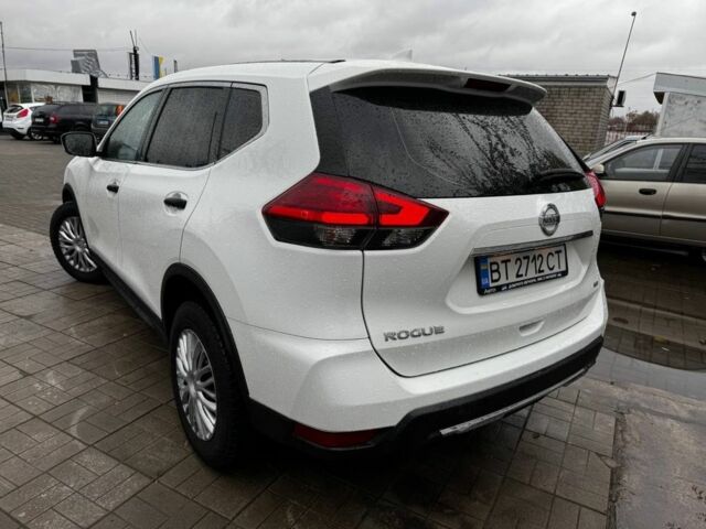 Белый Ниссан Rogue, объемом двигателя 2.5 л и пробегом 166 тыс. км за 12700 $, фото 3 на Automoto.ua