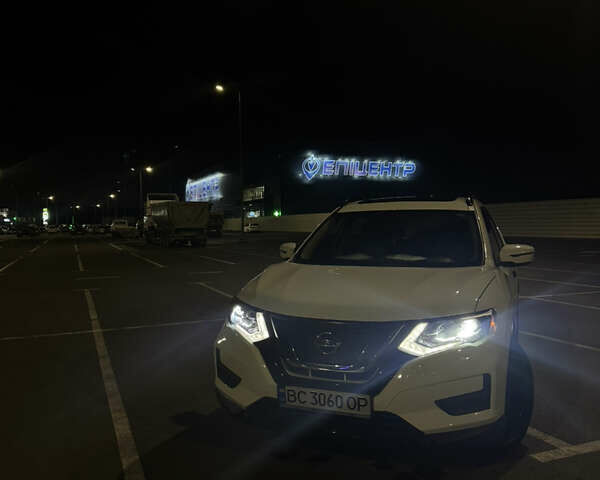 Белый Ниссан Rogue, объемом двигателя 2.5 л и пробегом 248 тыс. км за 14100 $, фото 32 на Automoto.ua